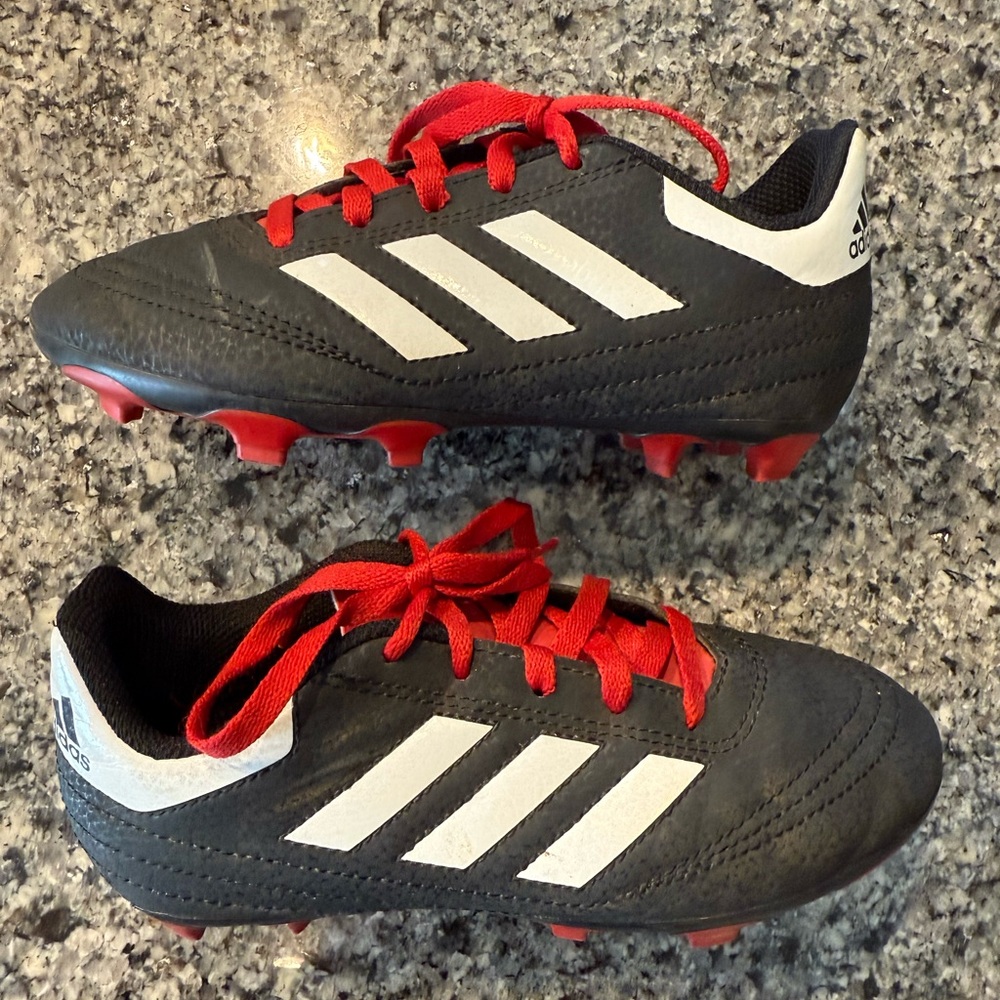 Adidas Goletto VI kid’s soccer cleats size 13K